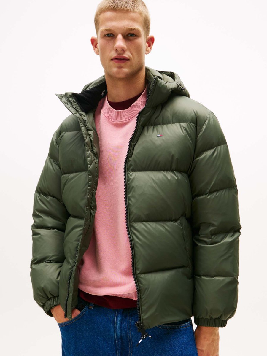 PIUMINO IDROREPELLENTE CON CAPPUCCIO TOMMY JEANS DA UOMO VERDE - immagine 2