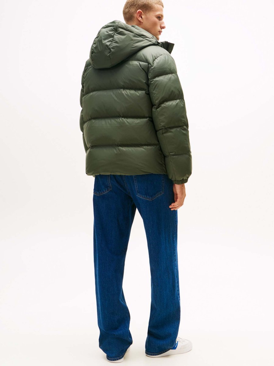 PIUMINO IDROREPELLENTE CON CAPPUCCIO TOMMY JEANS DA UOMO VERDE - immagine 4