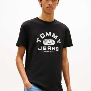 T-SHIRT NERA TOMMY JEANS CON GRAFICA LOGATA DA UOMO