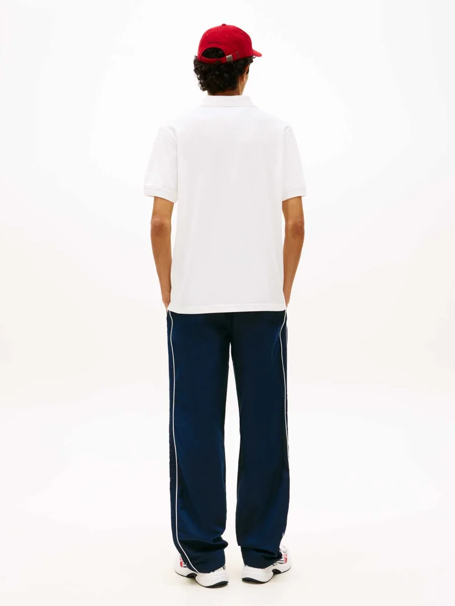 POLO REGULAR BIANCA TOMMY JEANS CON LOGO DA UOMO - immagine 4