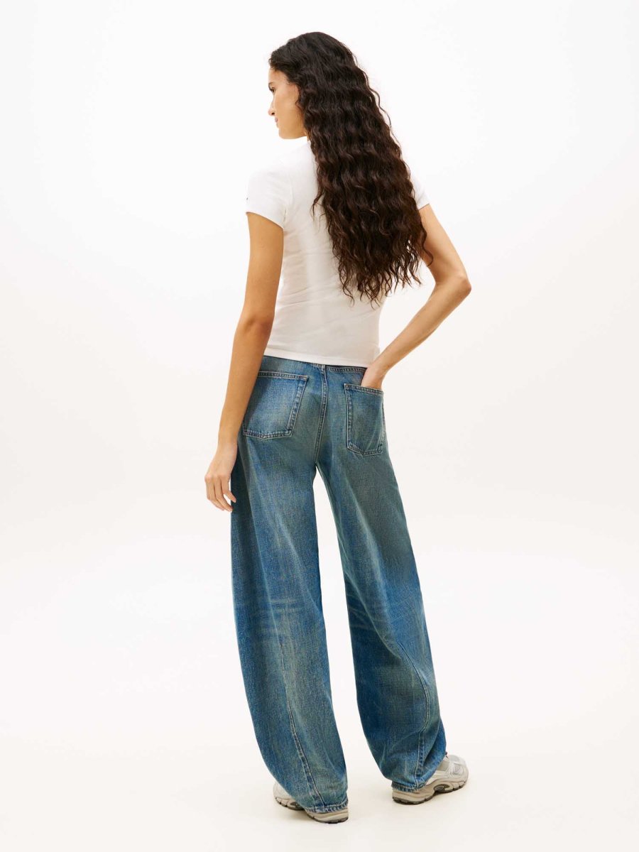 T-SHIRT BIANCA TOMMY JEANS A COSTINE ESSENTIALS LOGO DA DONNA - immagine 4