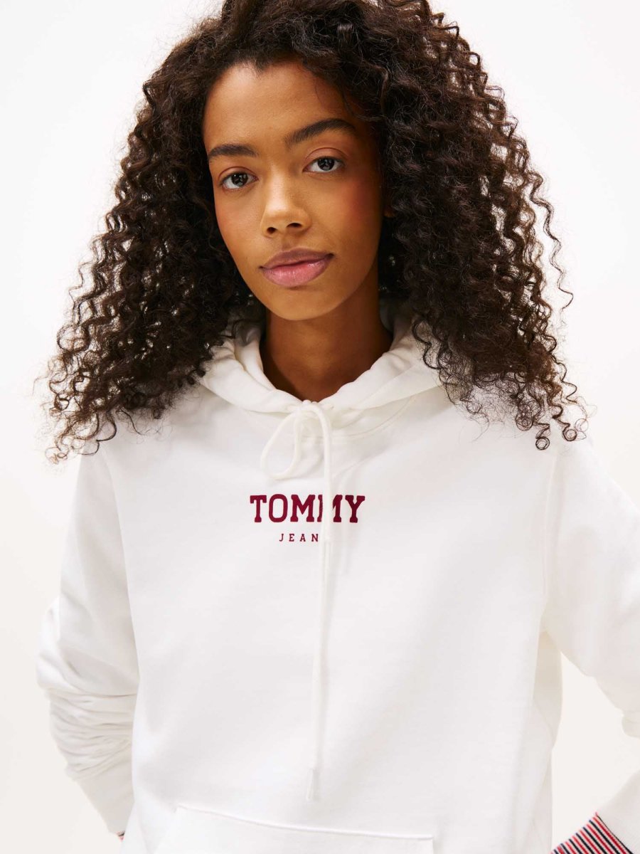 FELPA CON CAPPUCCIO BIANCA TOMMY JEANS ESSENTIALS LOGO DA DONNA - immagine 5