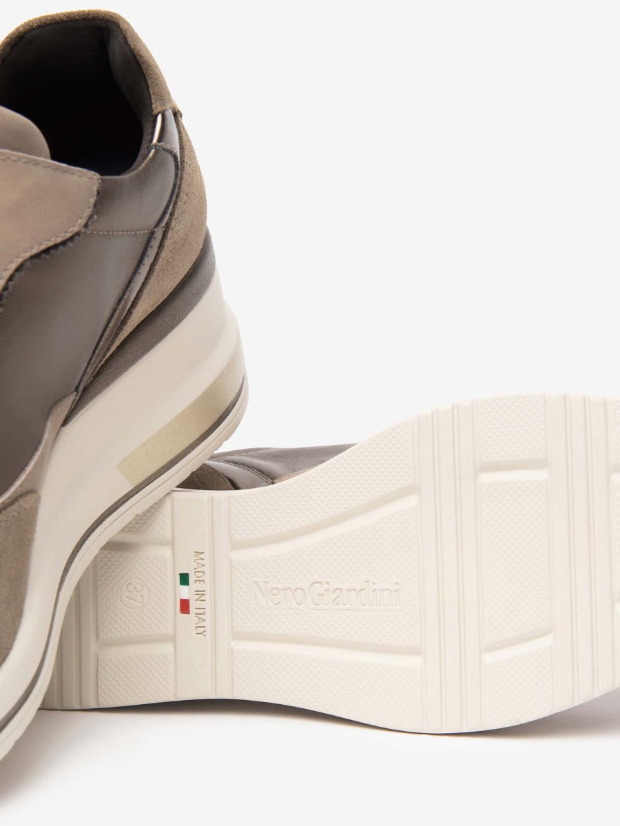 SNEAKERS CON ZEPPA NeroGiardini DA DONNA ARGILLA - immagine 5