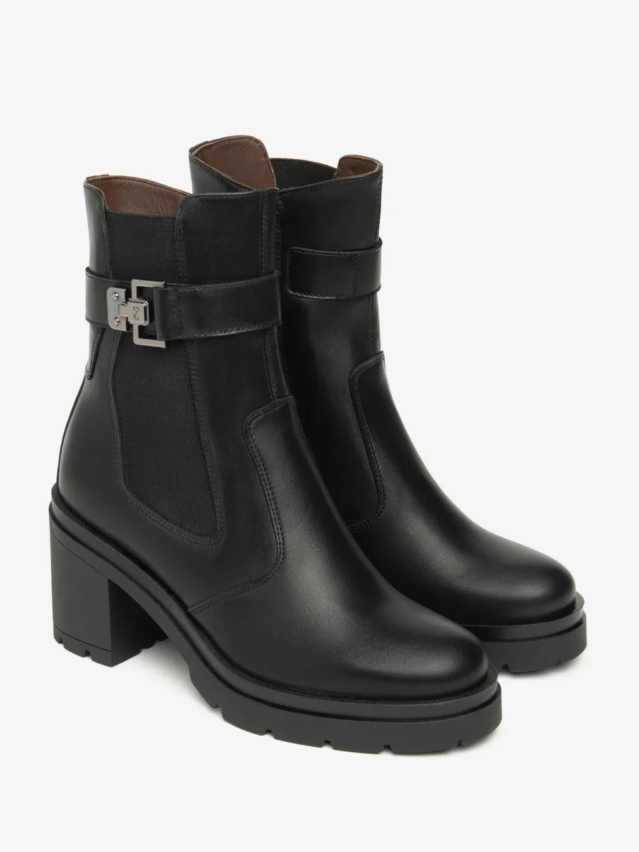 STIVALETTI CHELSEA CON TACCO NeroGiardini DA DONNA NERO