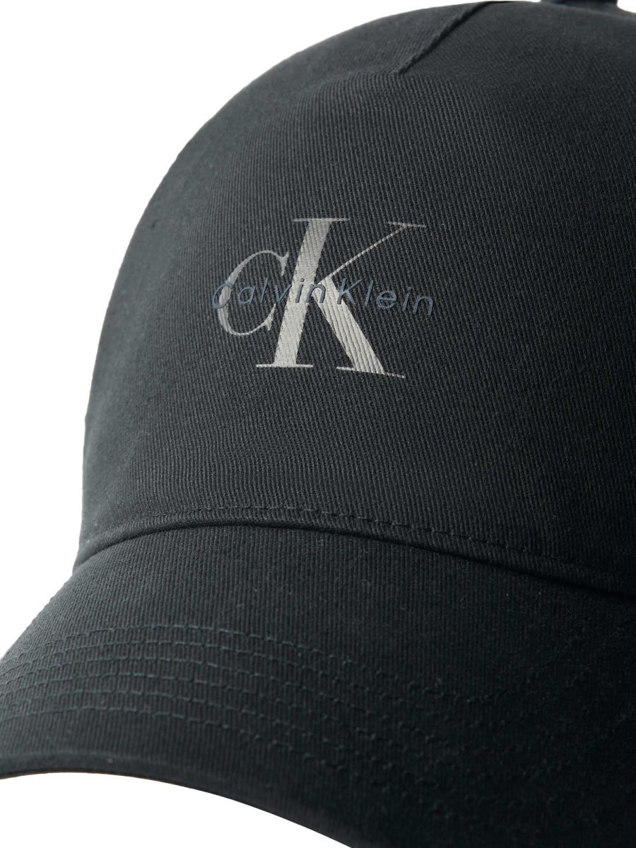 CAPPELLO NERO CALVIN KLEIN PRINTED BASEBALL DA DONNA - immagine 3