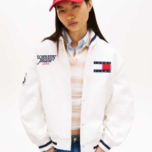 CAPPELLO ROSSO TOMMY JEANS CON LOGO RICAMATO DA DONNA