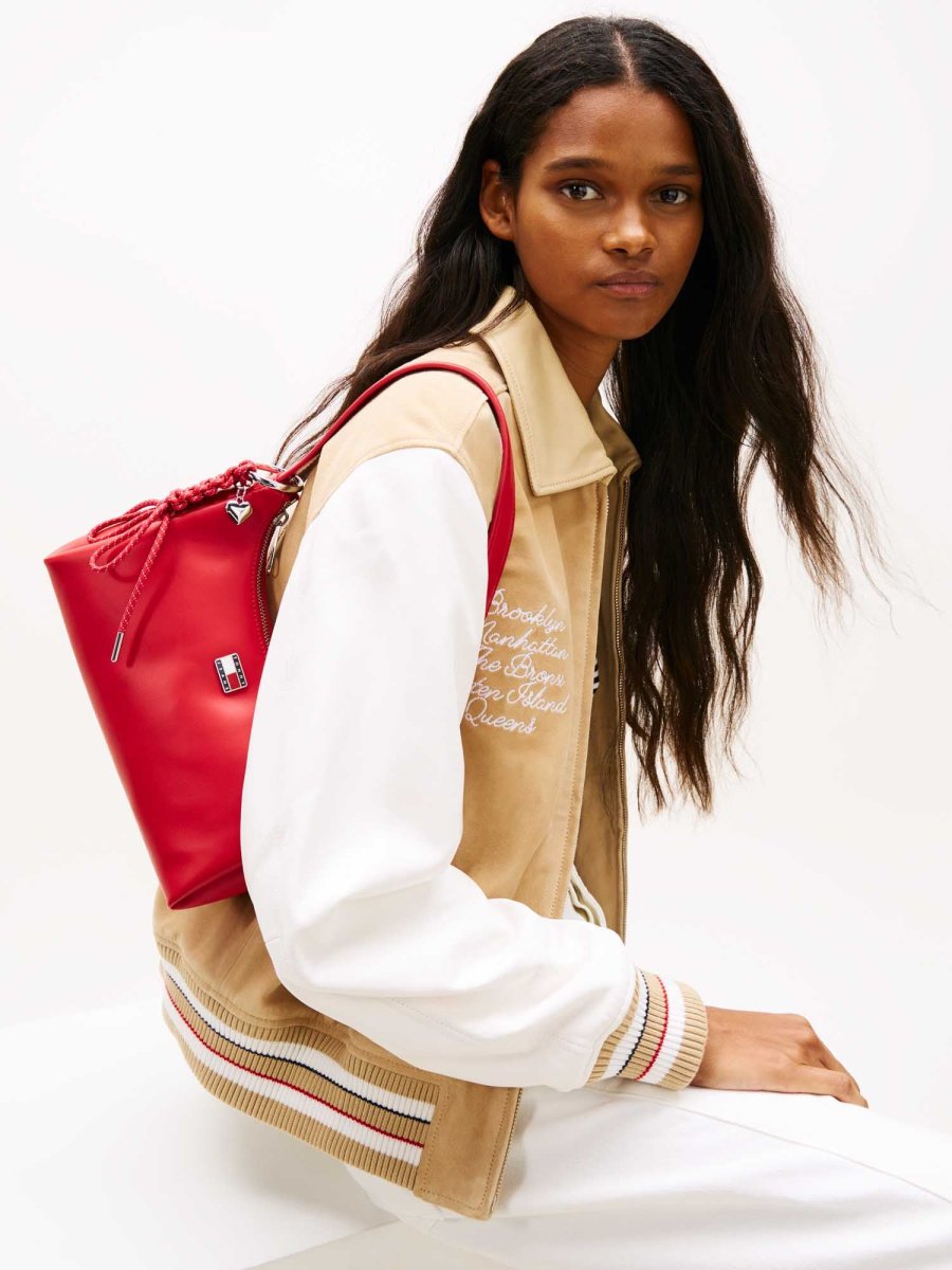 BORSA ROSSA TOMMY JEANS CON CHARM DA DONNA - immagine 3