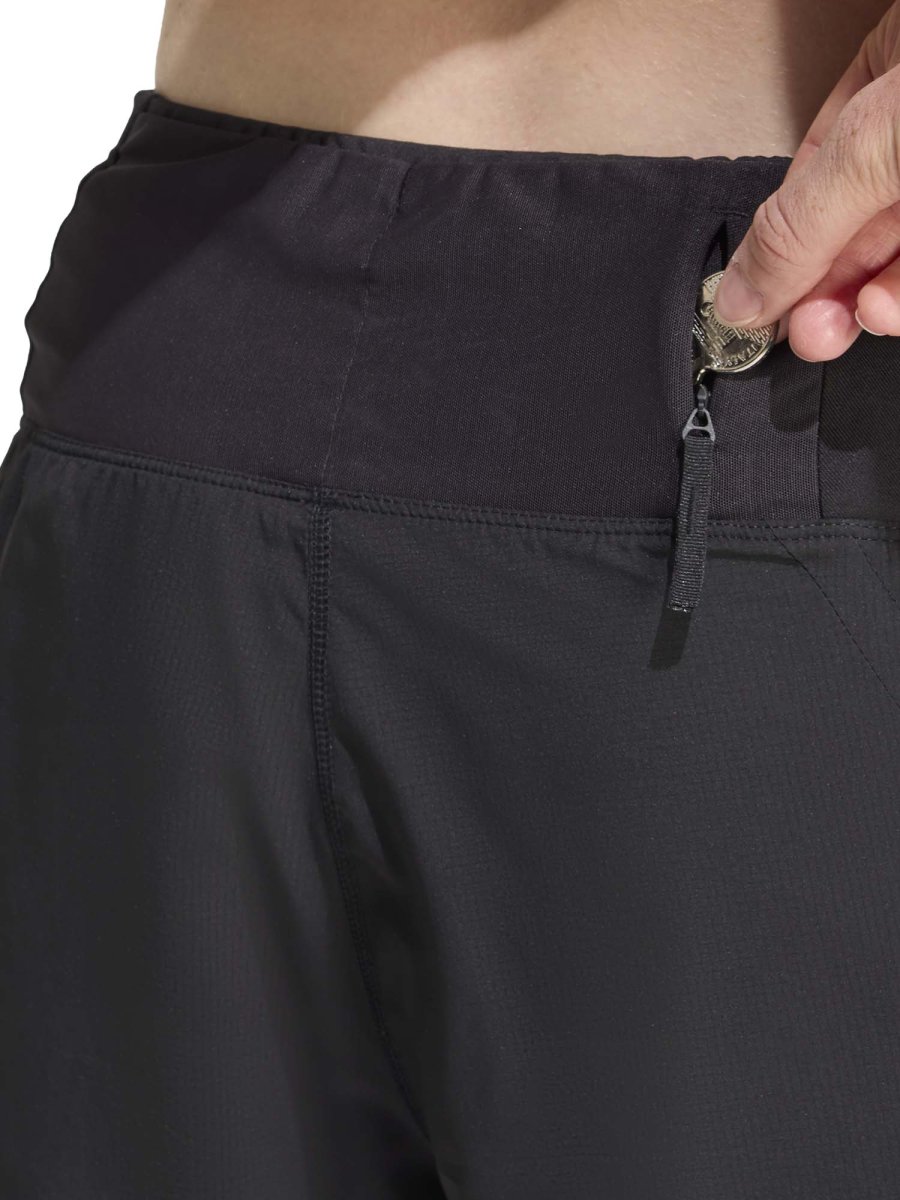 SHORT RUNNING NERO ADIDAS DA DONNA - immagine 5