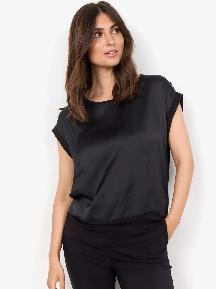 T-SHIRT NERA SOYA CONCEPT CON SCOLLO ROTONDO DA DONNA