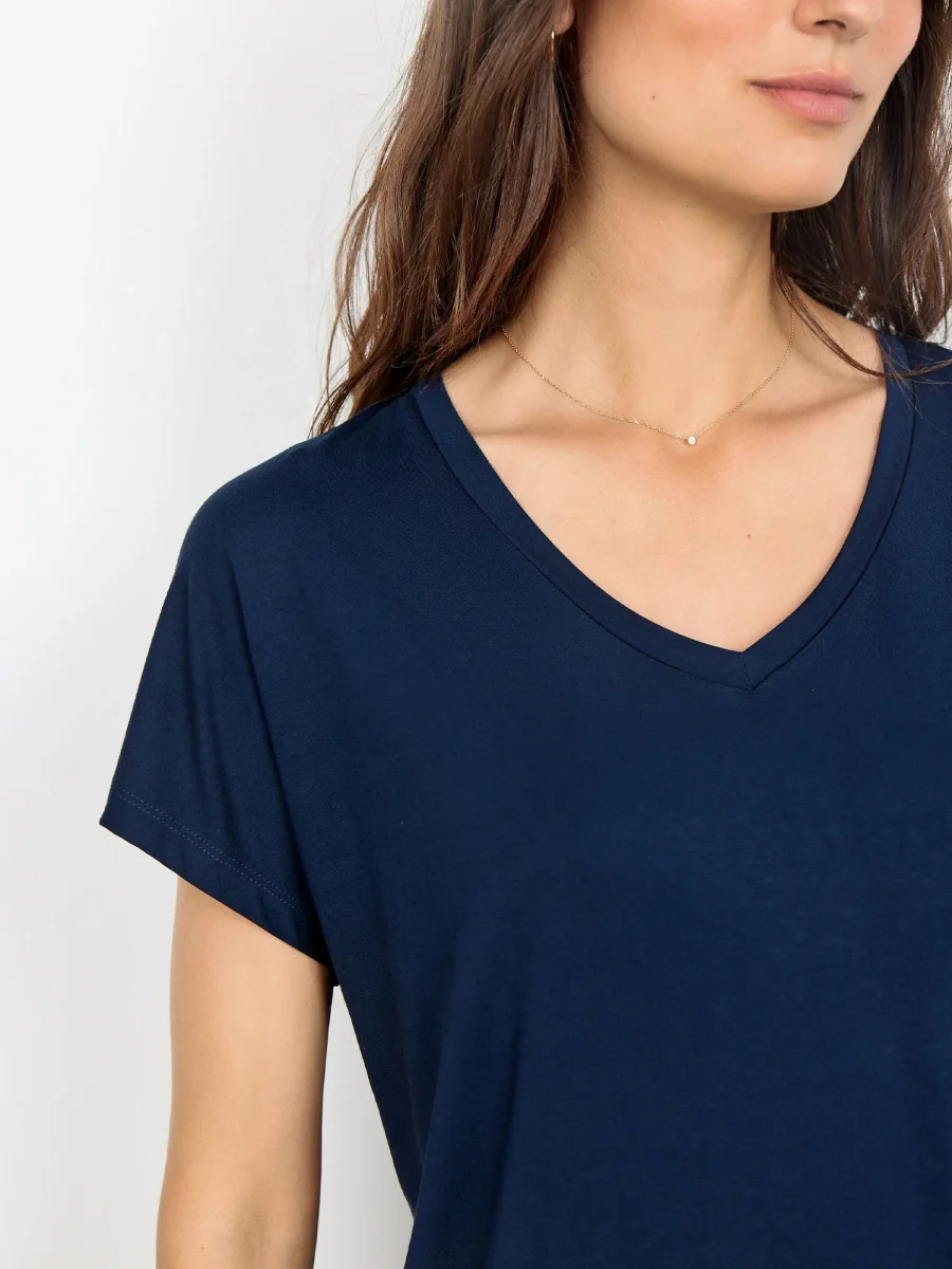 T-SHIRT BLU SOYA CONCEPT CON COLLO A V DA DONNA - immagine 5