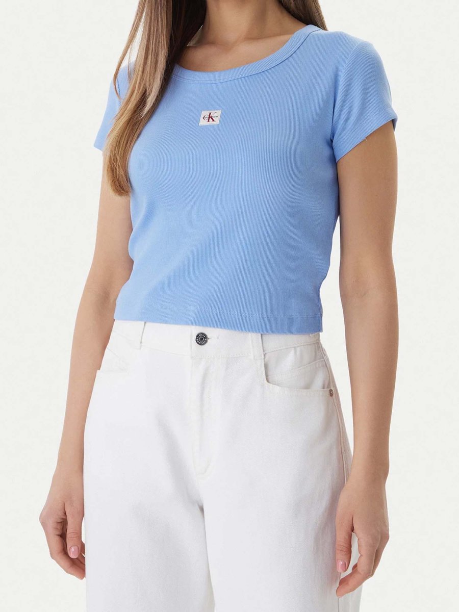 T-SHIRT AZZURRO CALVIN KLEIN JEANS CROP A COSTINE DONNA - immagine 2