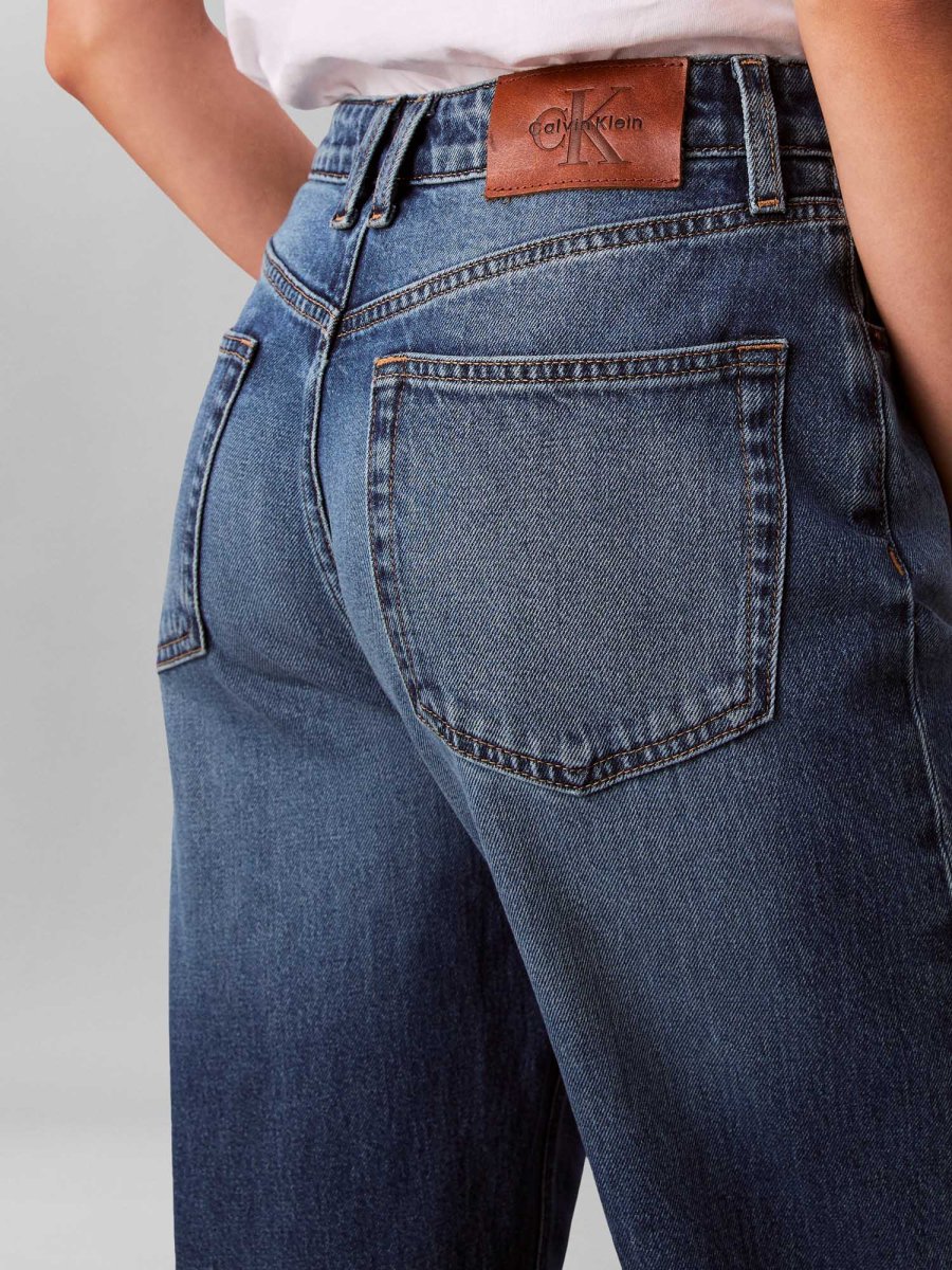 JEANS CALVIN KLEIN TAPERED FIT VITA ALTA DA DONNA - immagine 5