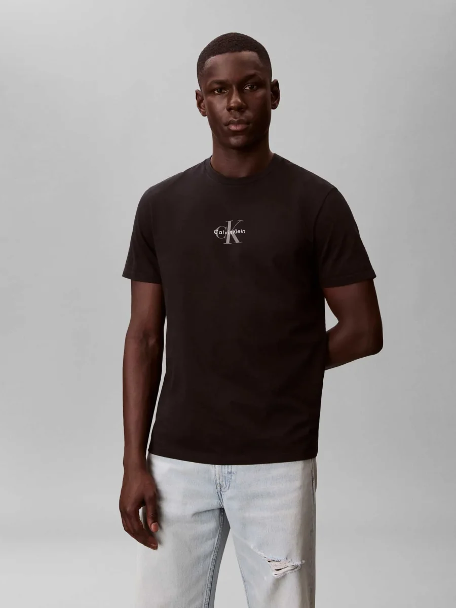 T-SHIRT NERO CALVIN KLIEN JEANS MONOLOGO DA UOMO - immagine 2