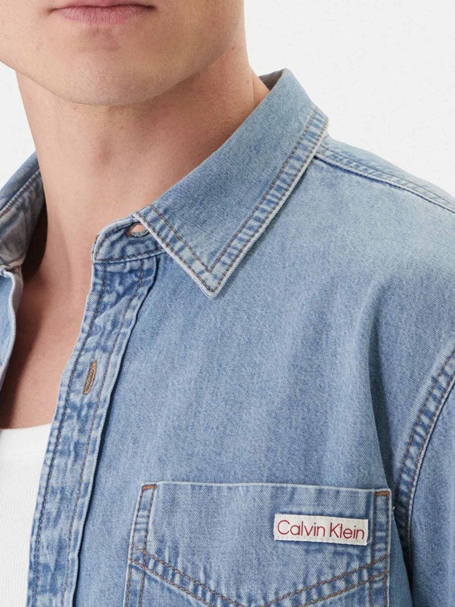 CAMICIA IN DENIM CHIARO CALVIN KLEIN JEANS ESSENTIAL DA UOMO - immagine 3