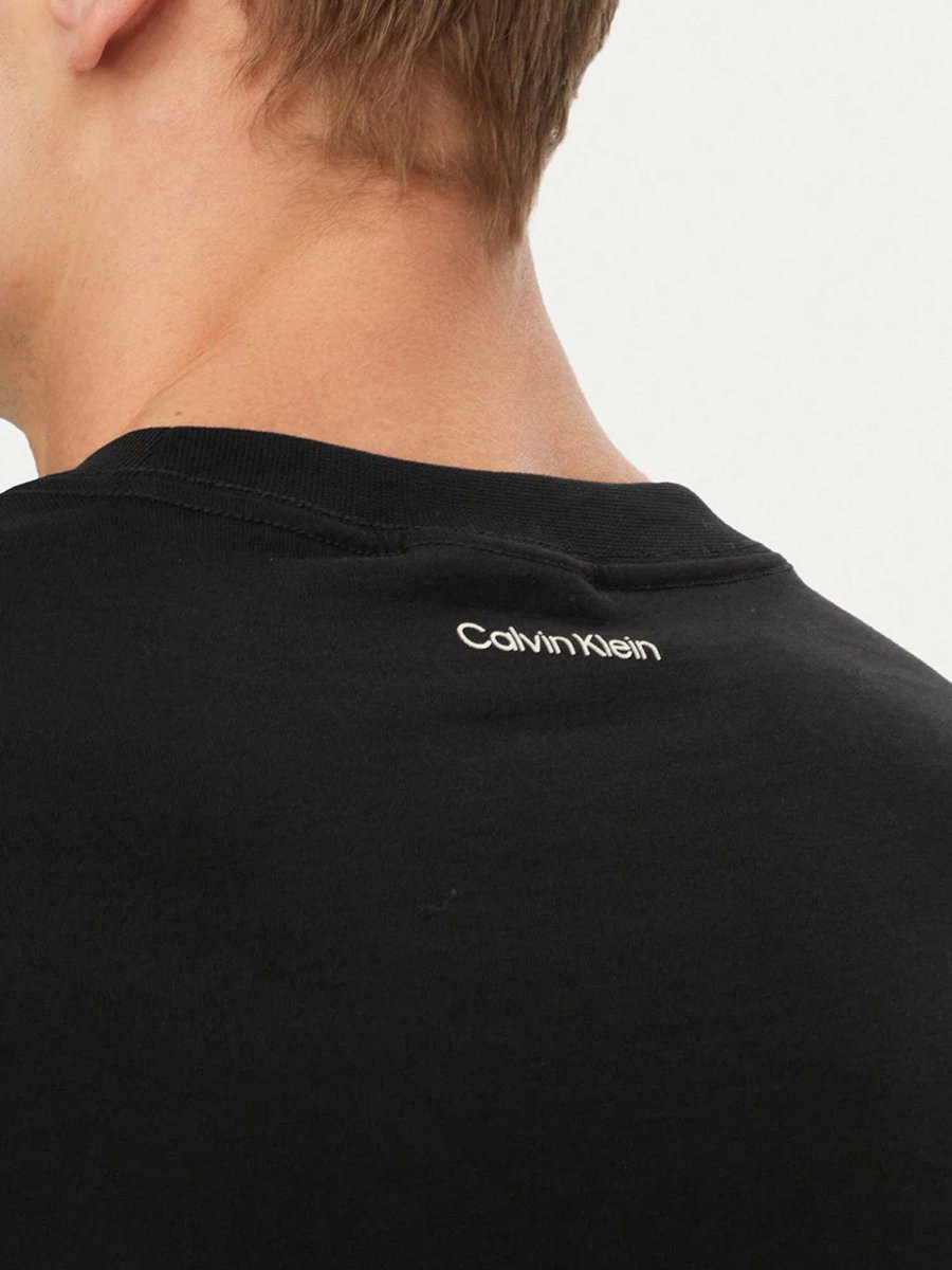T-SHIRT NERO CALVIN KLEIN JEANS CON GRAFICA DA UOMO - immagine 5