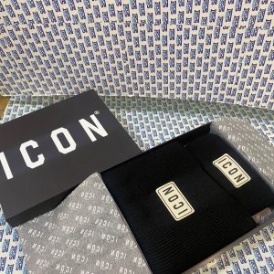 BOX CAPPELLO +SCIARPA CON PATCH ICON