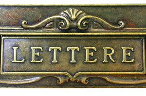 PLACCA PER BUCALETTERE IN OTTONE ANTICHIZZATO